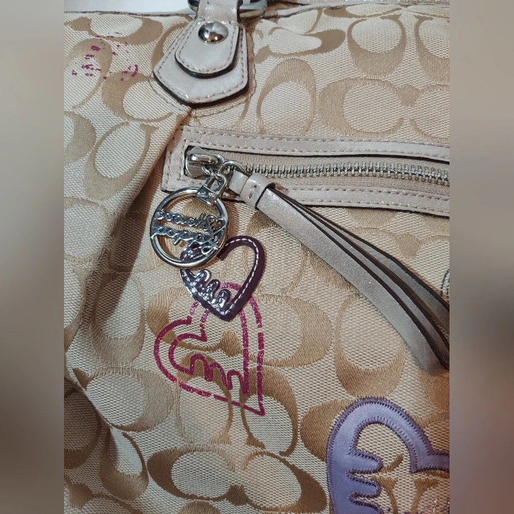 Coach Poppy Petal Signature Highlight Shoulder Bag GUC - Picture 7 of 13